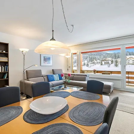 Apartment Triangel A Freund Parpan