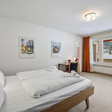 Apartment Triangel A Freund Parpan